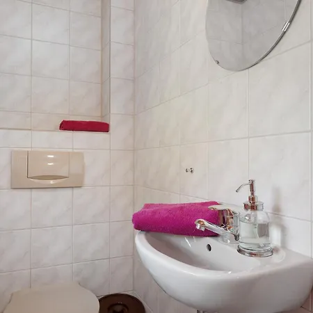 Weissenhof Herr Armin Heizmann *